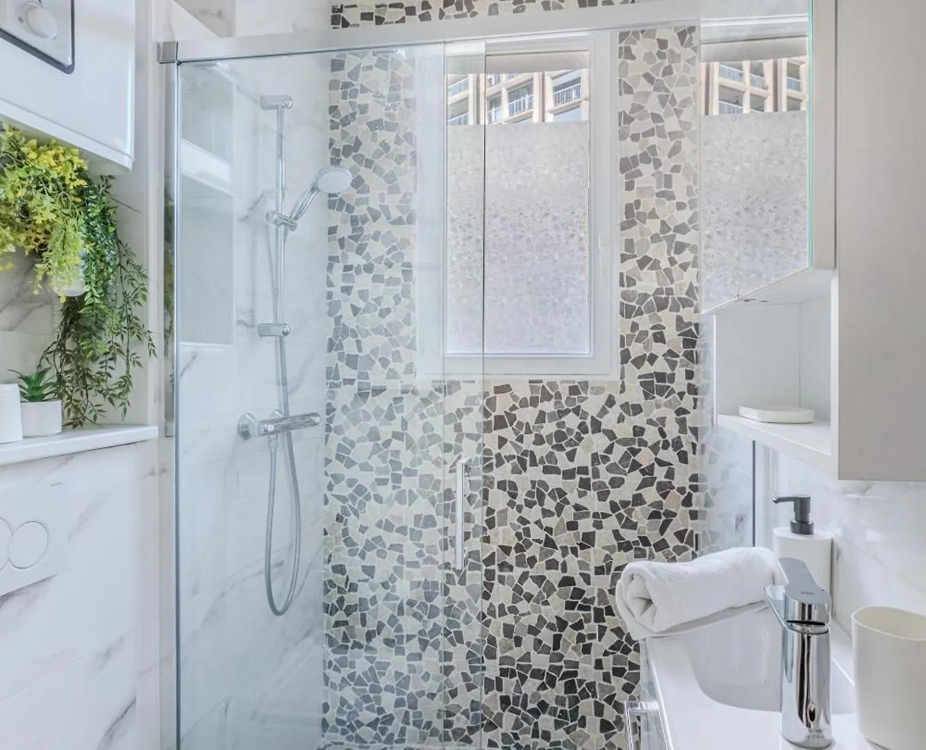 Orteaux - Cosy Studio Proche Pere Lachaise Paris Apartment